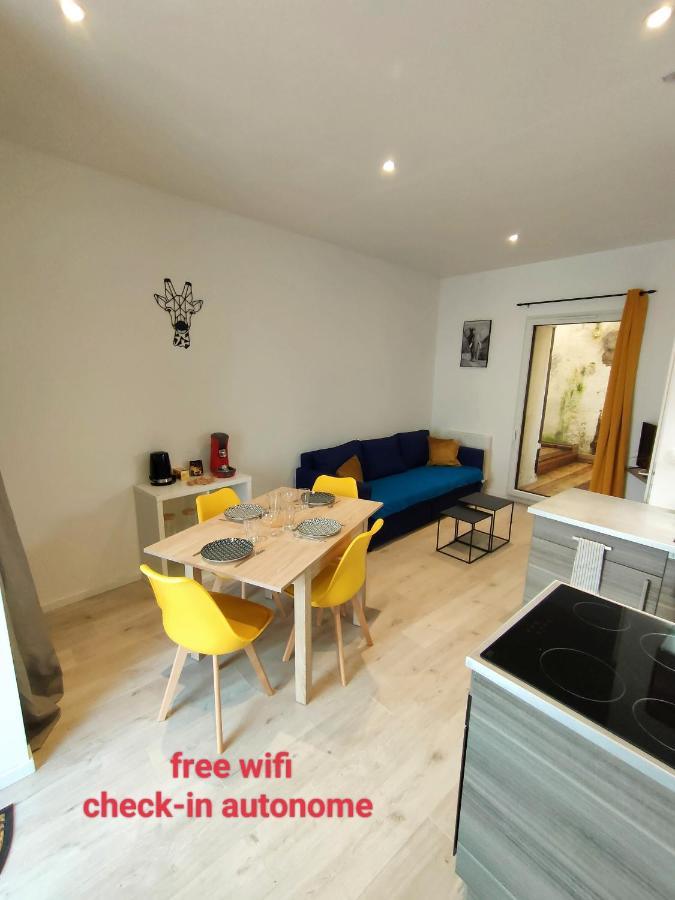 Patio Cosy Apartment Thizy-les-Bourgs Exterior photo